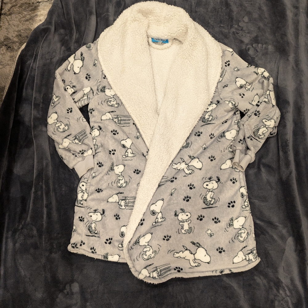 Adult Comfy Grey Snoopy Jacket